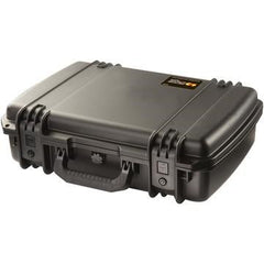 Pelican Cases - iM2370 Storm Laptop Case - Internal Dimensions: 462 x 307 x 132 mm.