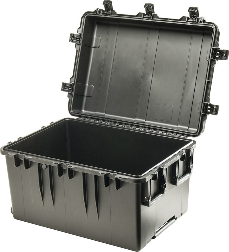 Pelican Cases - iM3075 Storm Case - Internal Dimensions: 757 x 528 x 452 mm.