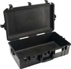Pelican Cases - 1605 Air Case - Internal dimensions: 660 x 356 x 213 mm.