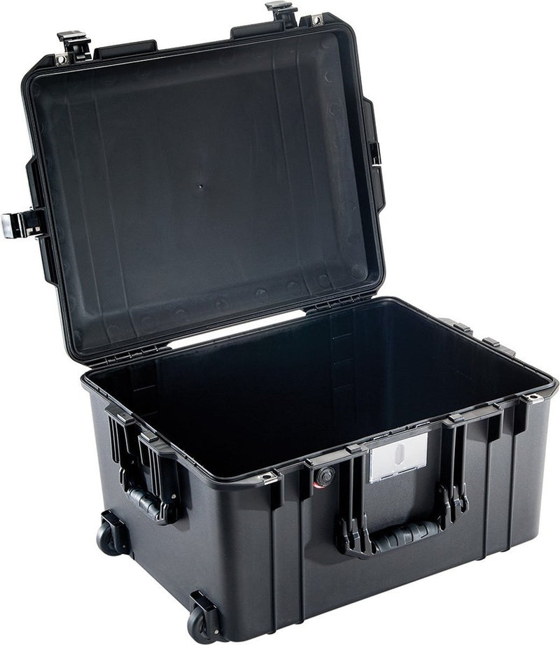 Pelican Cases - 1607 Air Case - Internal dimensions: 535 x 402 x 295 mm.